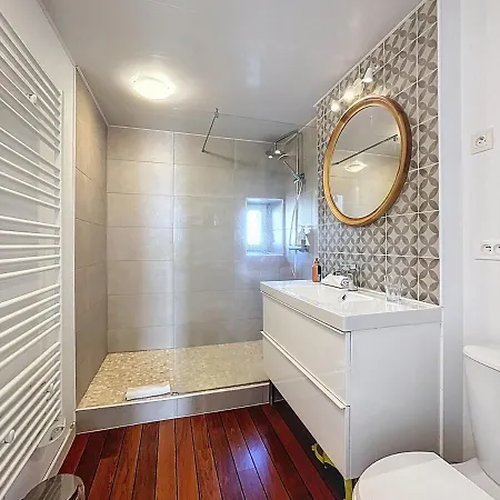 Appartement F2 Refait à Neuf, Idéalement Situé *
